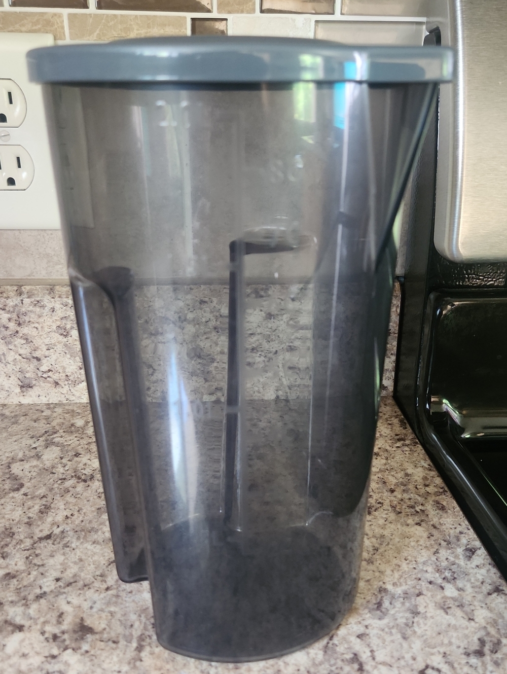 Toddy Plastic Beverage Pitcher with Lid